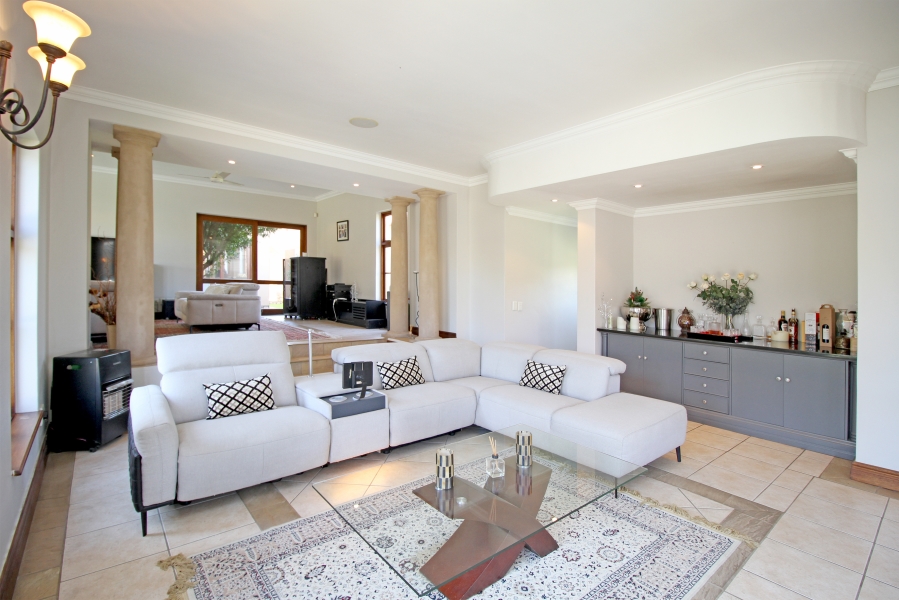 5 Bedroom Property for Sale in Saddlebrook Estate Gauteng