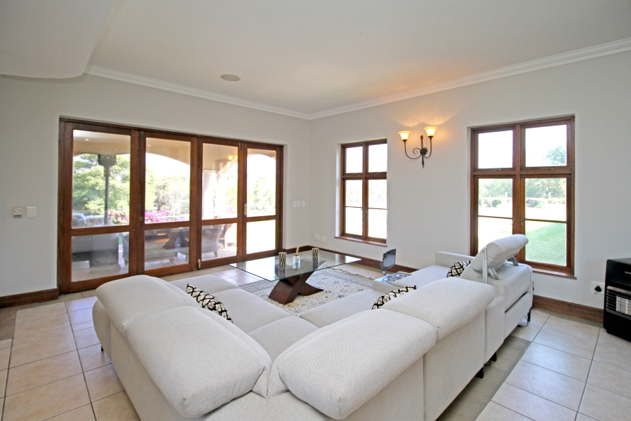 5 Bedroom Property for Sale in Saddlebrook Estate Gauteng