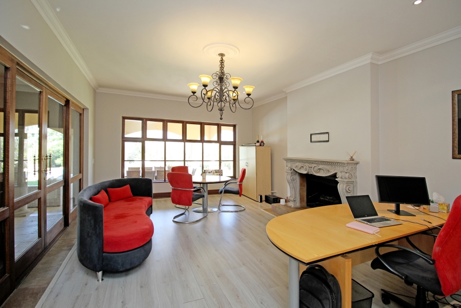 5 Bedroom Property for Sale in Saddlebrook Estate Gauteng