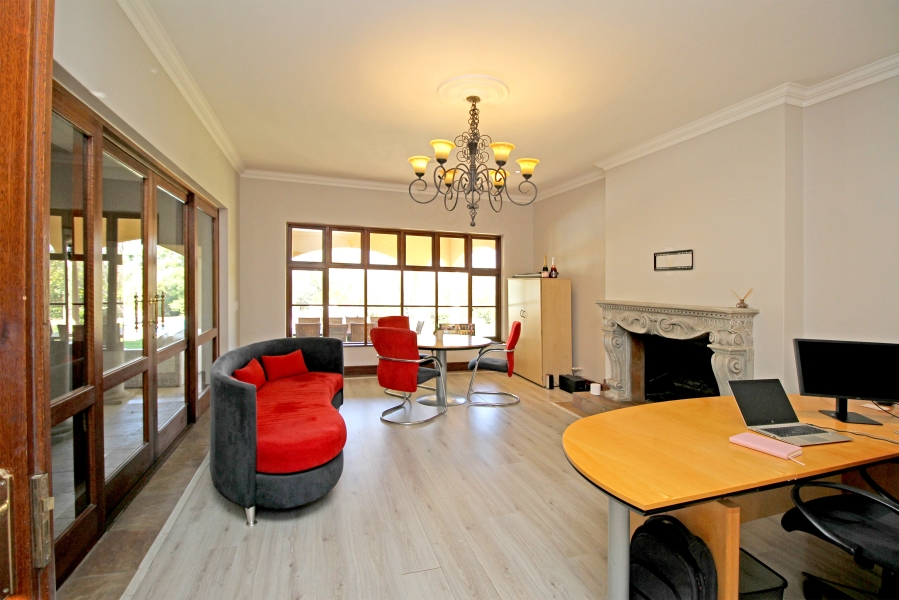 5 Bedroom Property for Sale in Saddlebrook Estate Gauteng