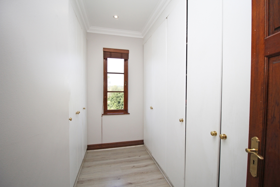 5 Bedroom Property for Sale in Saddlebrook Estate Gauteng