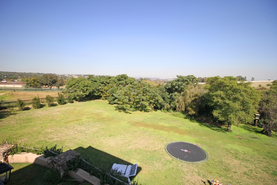 5 Bedroom Property for Sale in Saddlebrook Estate Gauteng