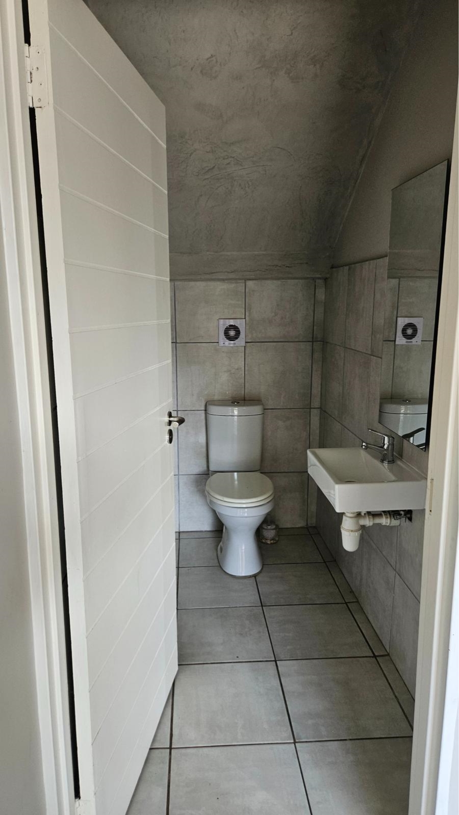 2 Bedroom Property for Sale in Montana Gauteng