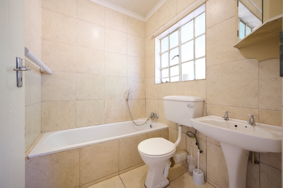 4 Bedroom Property for Sale in Halfway Gardens Gauteng