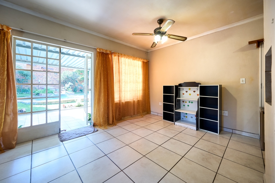4 Bedroom Property for Sale in Halfway Gardens Gauteng