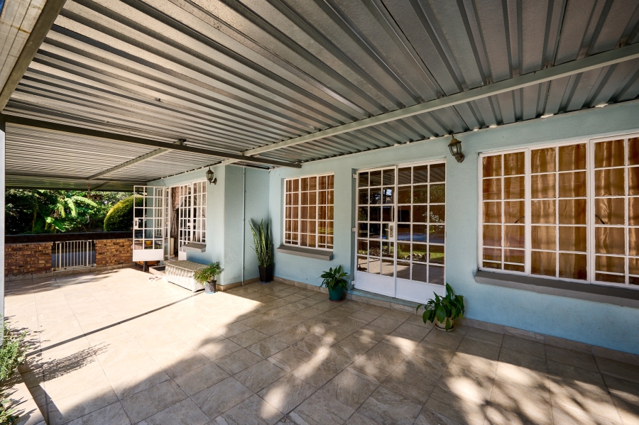 4 Bedroom Property for Sale in Halfway Gardens Gauteng