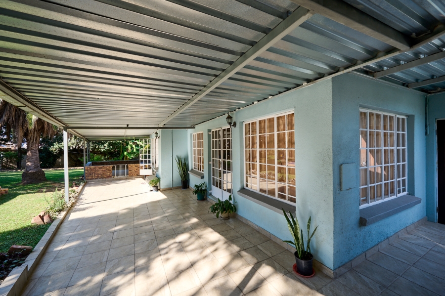 4 Bedroom Property for Sale in Halfway Gardens Gauteng
