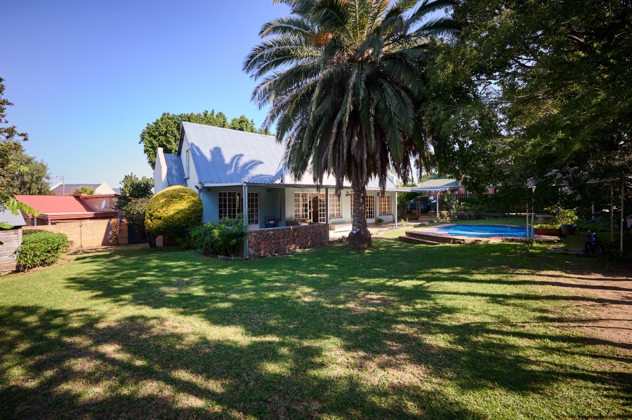 4 Bedroom Property for Sale in Halfway Gardens Gauteng