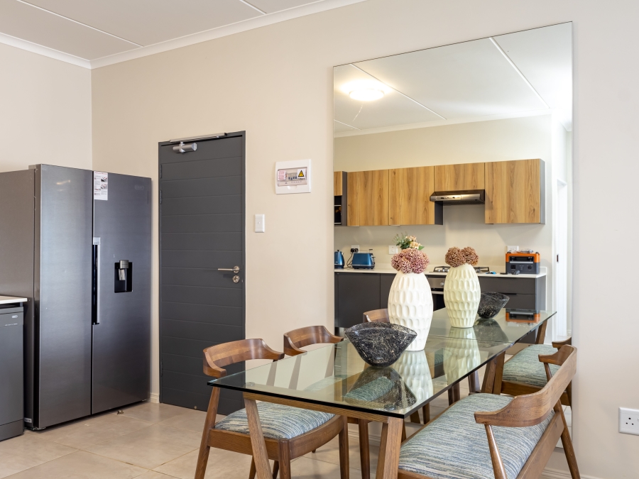 2 Bedroom Property for Sale in Blue Hills Gauteng