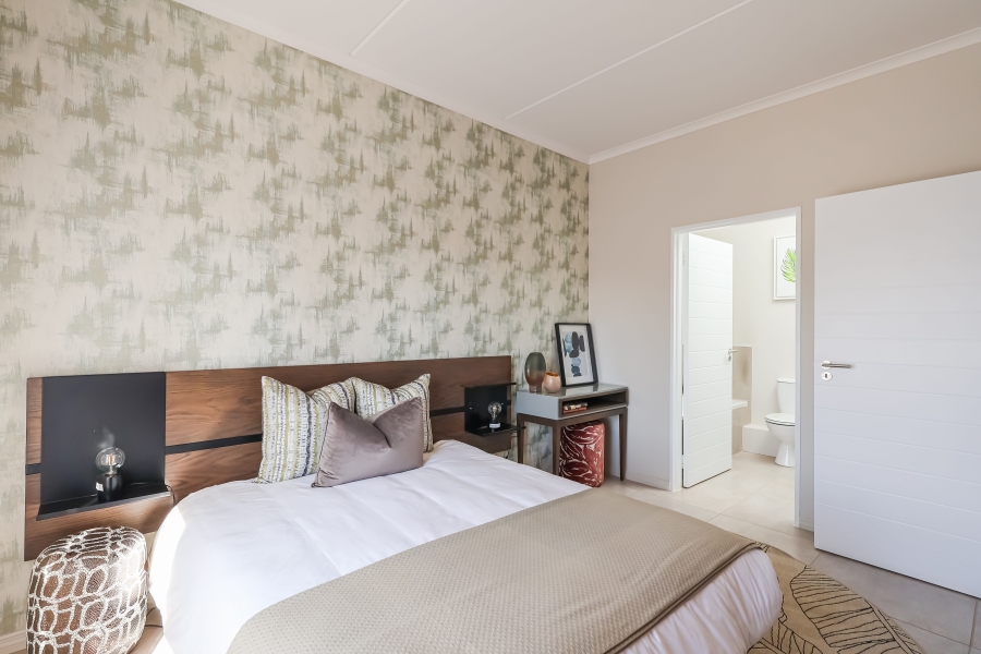 2 Bedroom Property for Sale in Blue Hills Gauteng