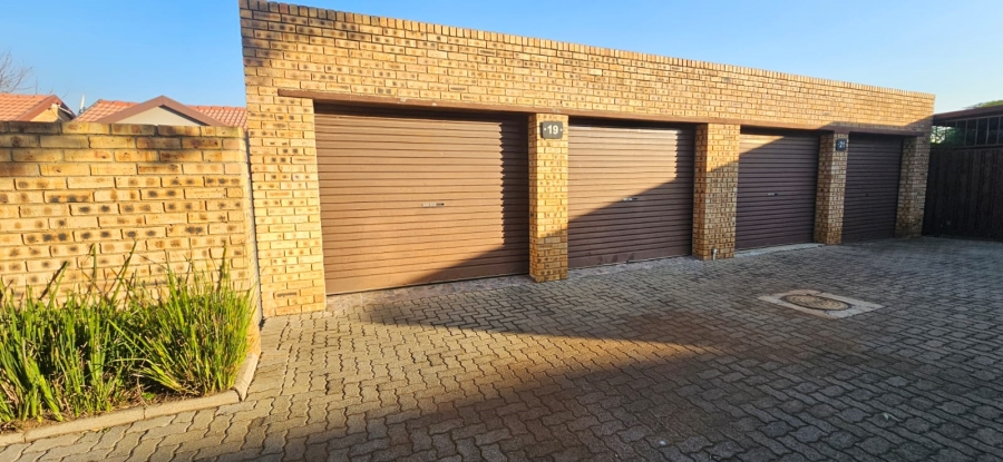 3 Bedroom Property for Sale in Albemarle Gauteng
