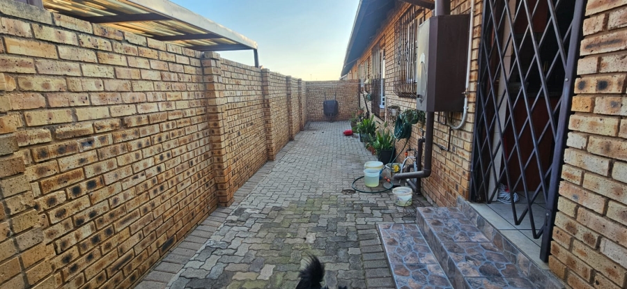 3 Bedroom Property for Sale in Albemarle Gauteng