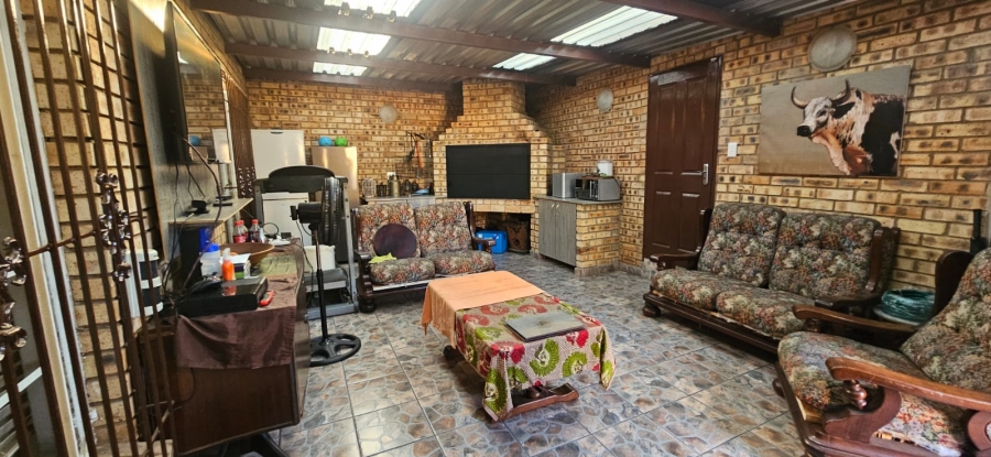 3 Bedroom Property for Sale in Albemarle Gauteng