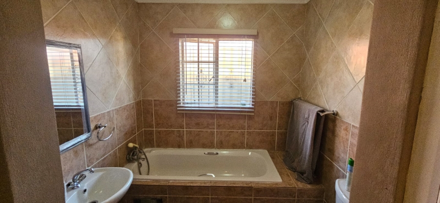 3 Bedroom Property for Sale in Albemarle Gauteng