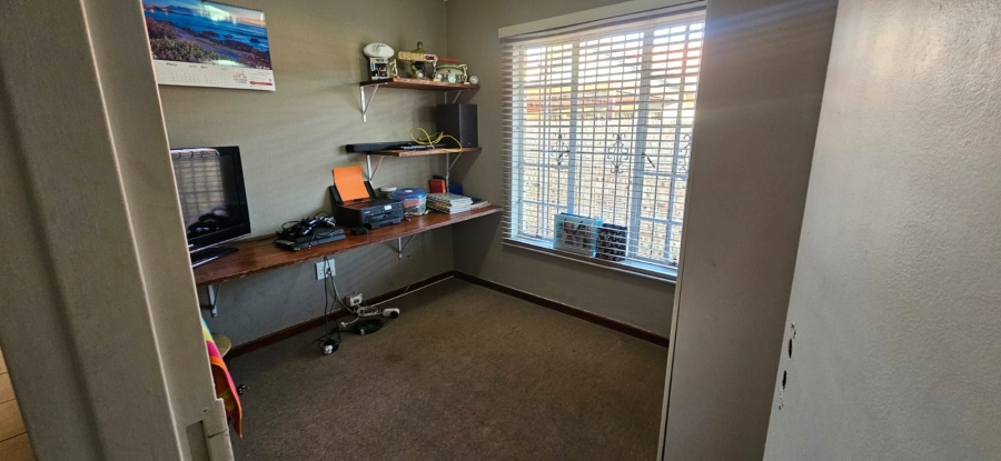3 Bedroom Property for Sale in Albemarle Gauteng