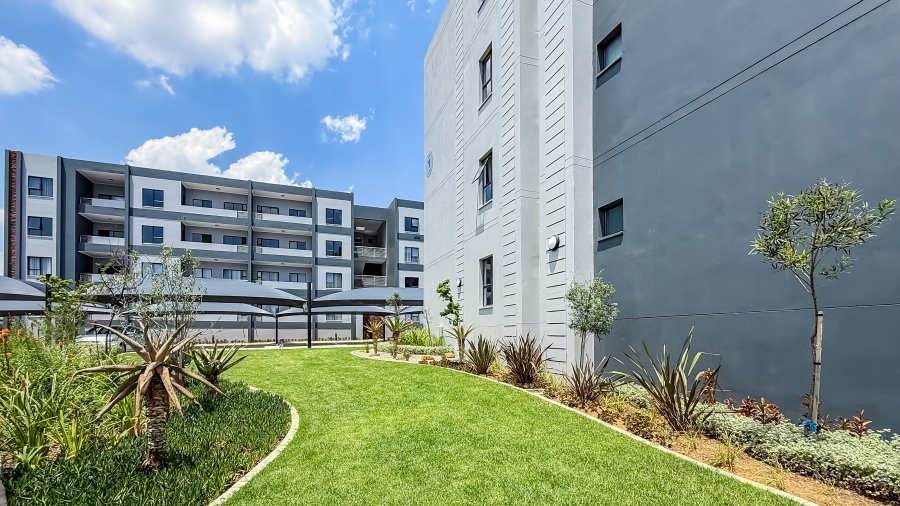 2 Bedroom Property for Sale in Halfway Gardens Gauteng