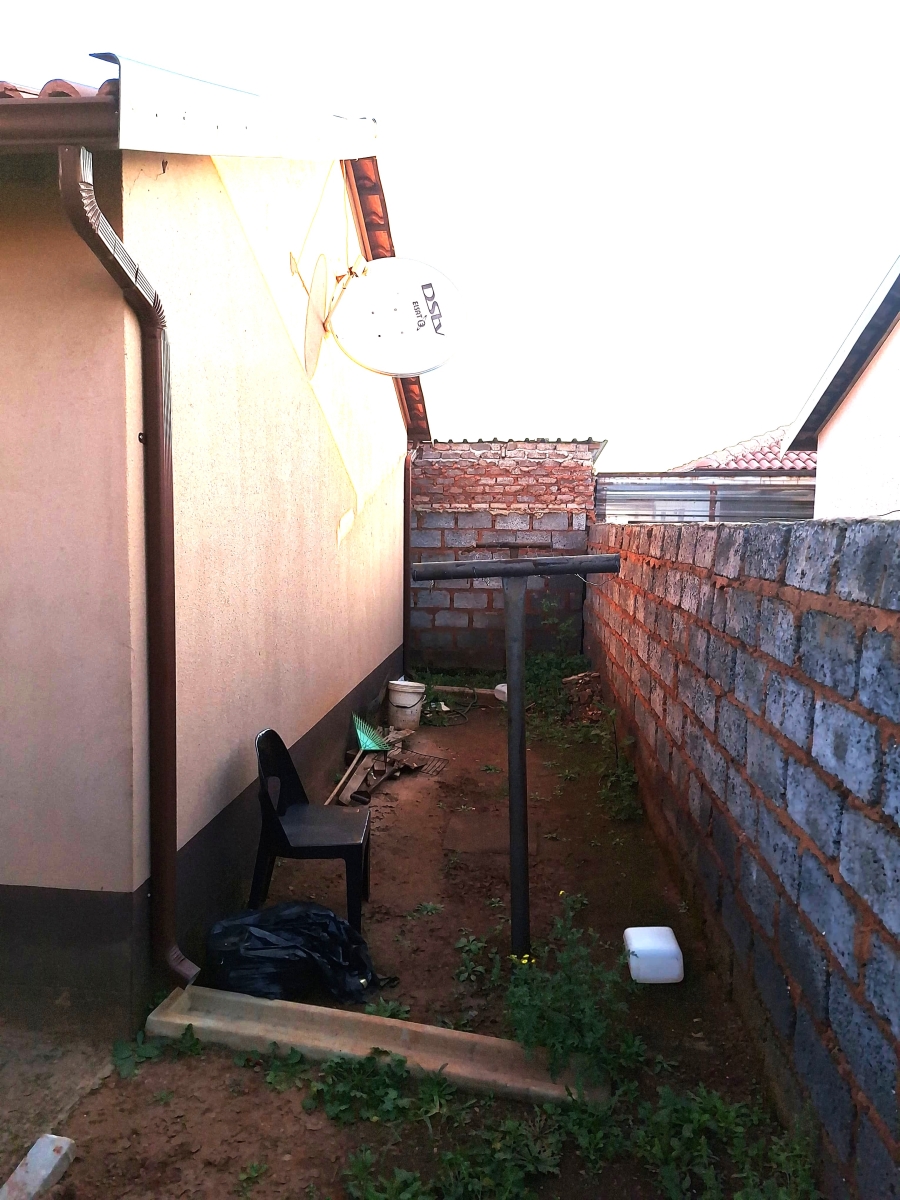 2 Bedroom Property for Sale in Windmill Park Gauteng
