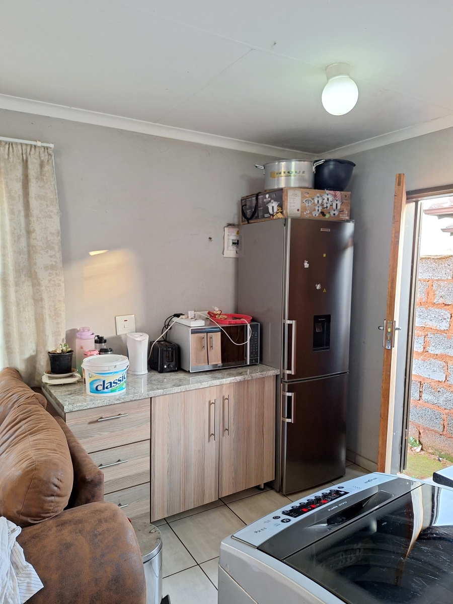 2 Bedroom Property for Sale in Windmill Park Gauteng