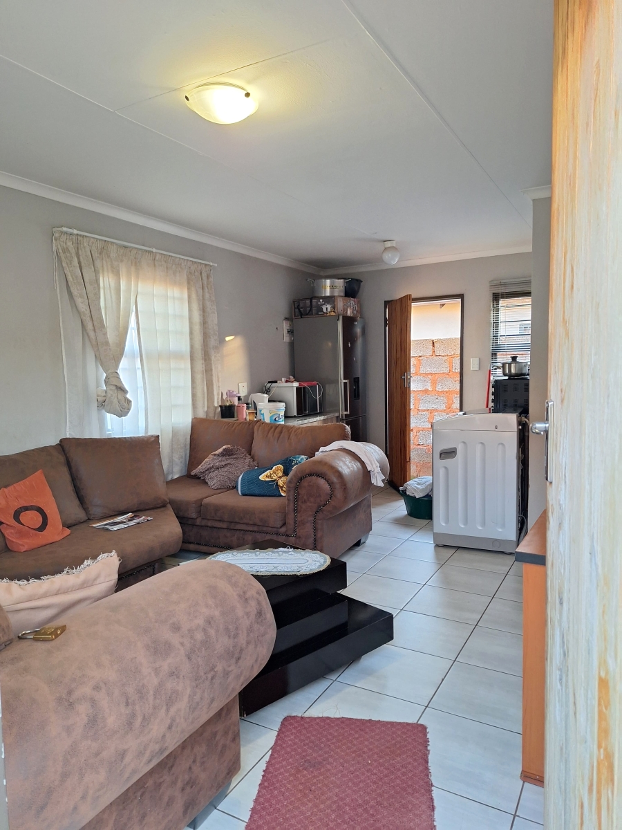 2 Bedroom Property for Sale in Windmill Park Gauteng