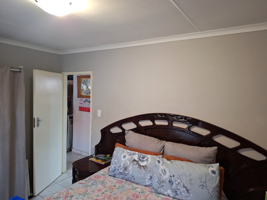 2 Bedroom Property for Sale in Windmill Park Gauteng