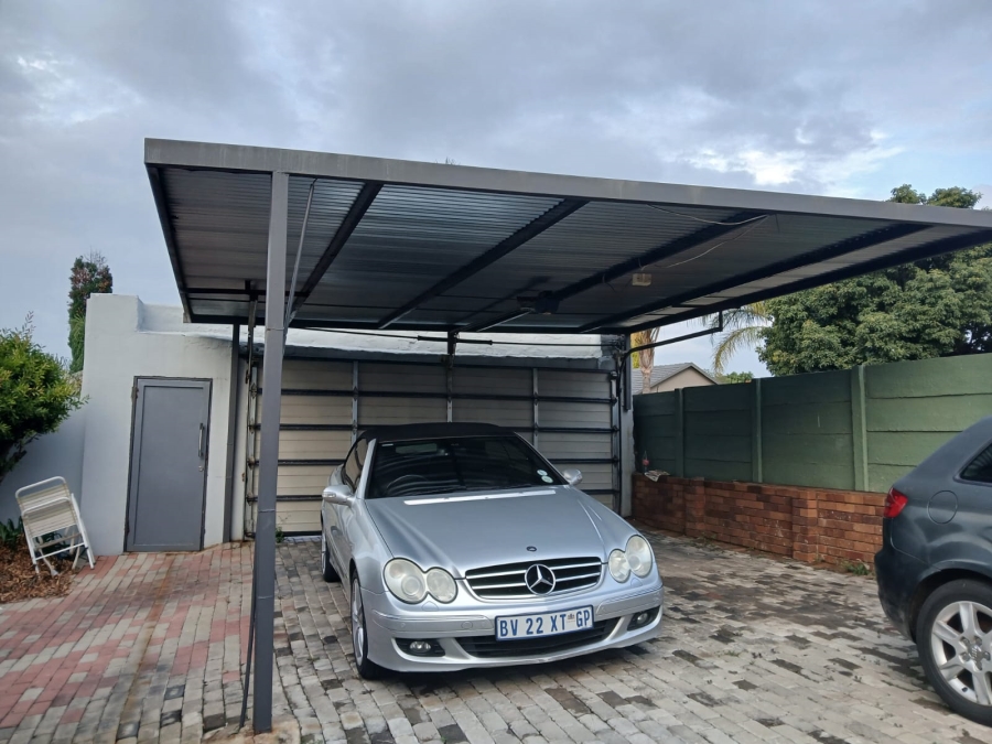 To Let 1 Bedroom Property for Rent in Marais Steyn Park Gauteng