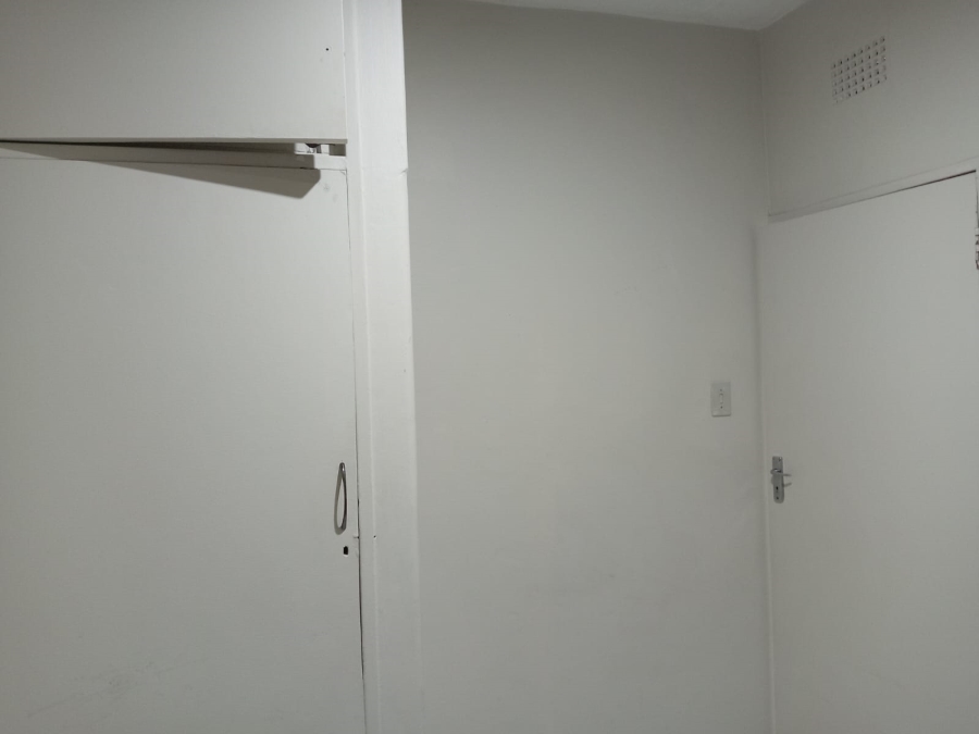 2 Bedroom Property for Sale in Witpoortjie Gauteng