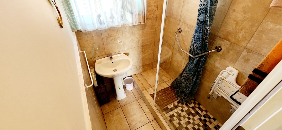 2 Bedroom Property for Sale in Elardus Park Gauteng