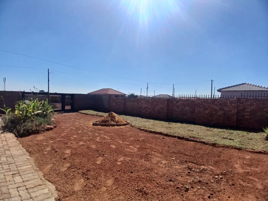 2 Bedroom Property for Sale in Westonaria Gauteng