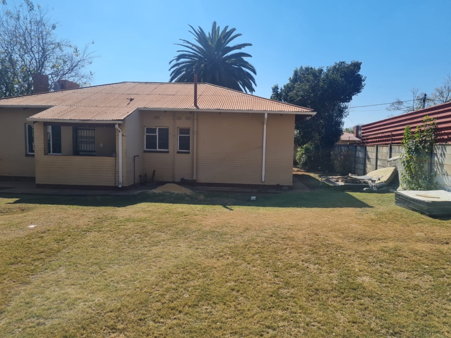 3 Bedroom Property for Sale in Westonaria Gauteng