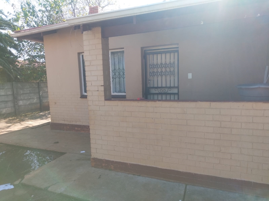 3 Bedroom Property for Sale in Westonaria Gauteng