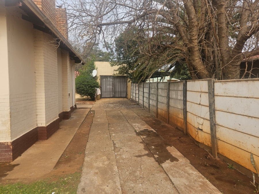 3 Bedroom Property for Sale in Westonaria Gauteng