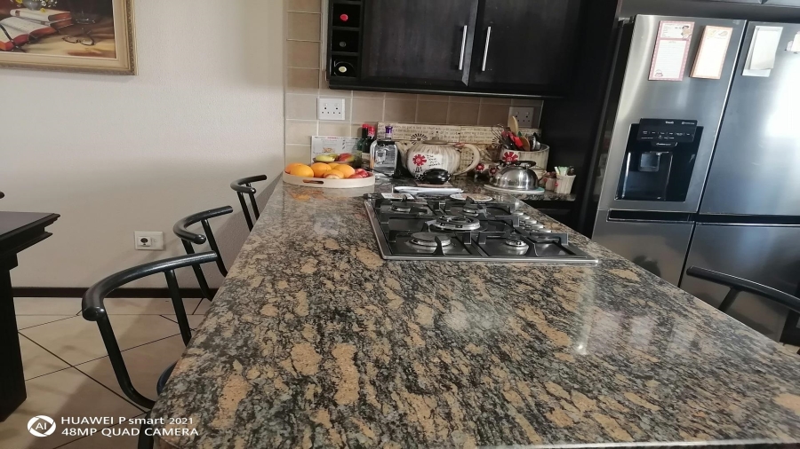 4 Bedroom Property for Sale in Vanderbijlpark SE 8 Gauteng