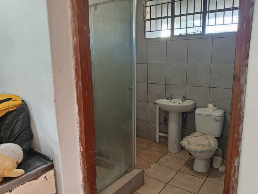 5 Bedroom Property for Sale in Witpoortjie Gauteng