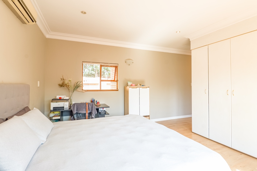 To Let 3 Bedroom Property for Rent in Silver Lakes Golf Estate Gauteng