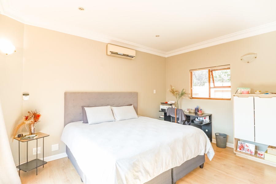 To Let 3 Bedroom Property for Rent in Silver Lakes Golf Estate Gauteng