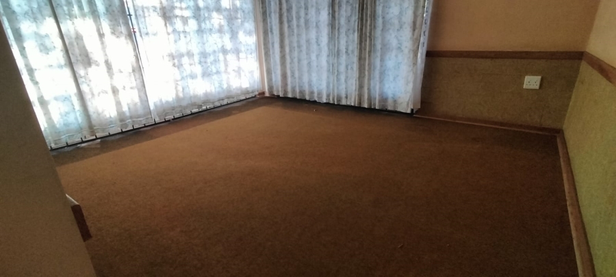 3 Bedroom Property for Sale in Middelvlei A H Gauteng