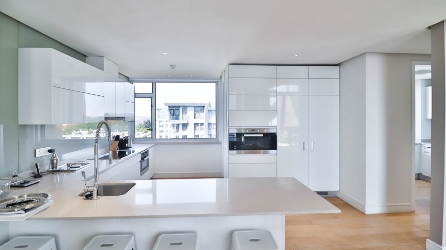To Let 3 Bedroom Property for Rent in Sandown Gauteng
