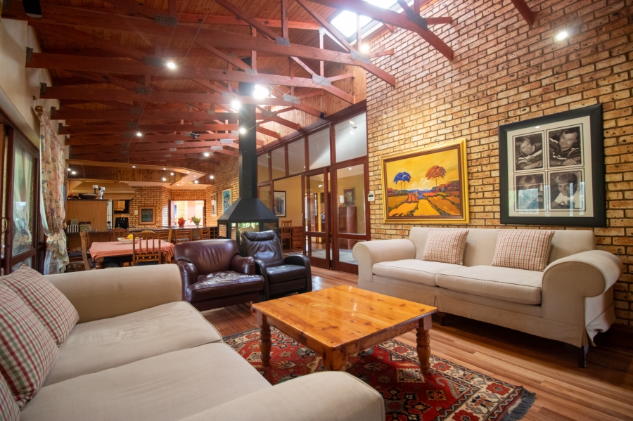 6 Bedroom Property for Sale in Mooikloof Equestrian Estate Gauteng