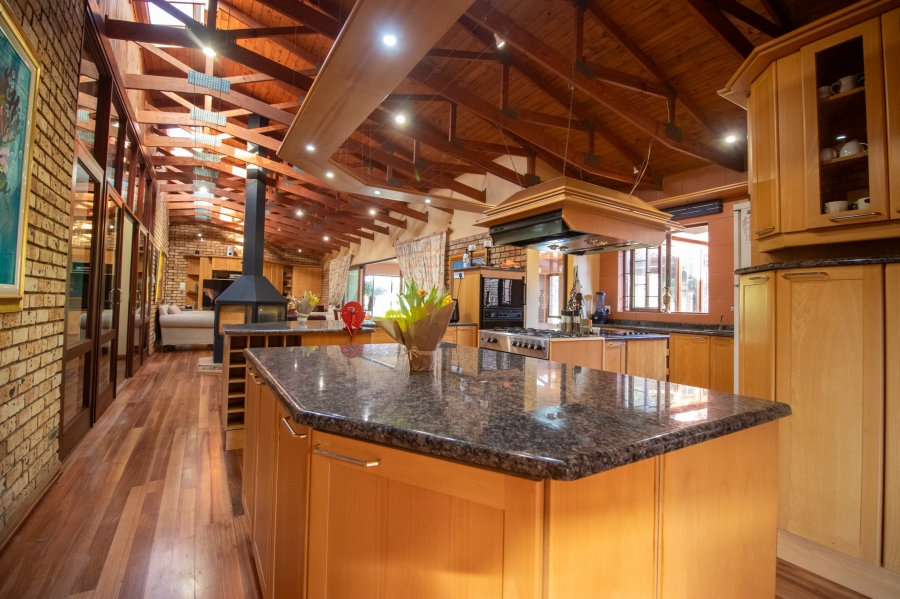 6 Bedroom Property for Sale in Mooikloof Equestrian Estate Gauteng