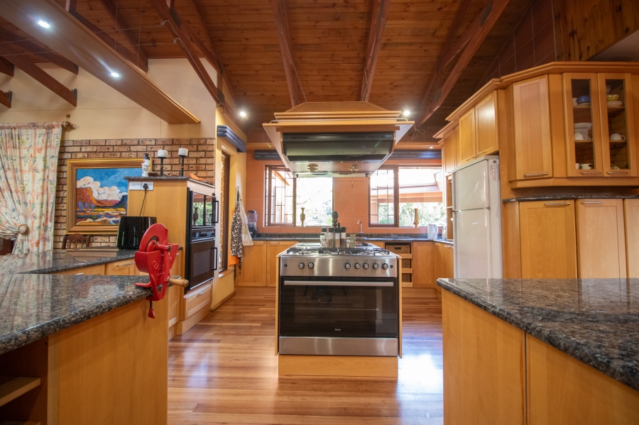6 Bedroom Property for Sale in Mooikloof Equestrian Estate Gauteng