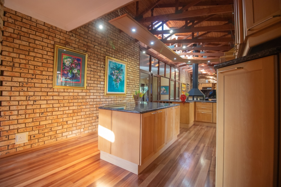 6 Bedroom Property for Sale in Mooikloof Equestrian Estate Gauteng