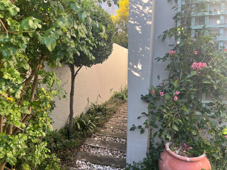 2 Bedroom Property for Sale in Rivonia Gauteng