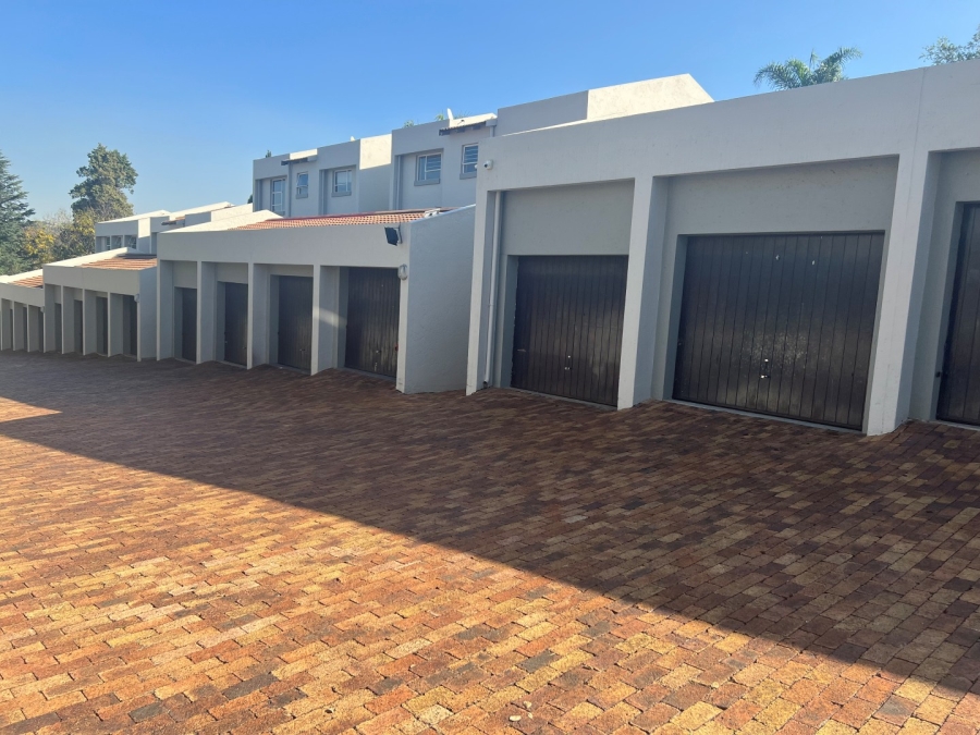 2 Bedroom Property for Sale in Rivonia Gauteng