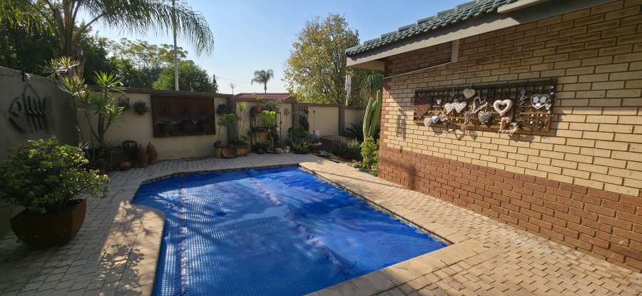 3 Bedroom Property for Sale in Moreleta Park Gauteng