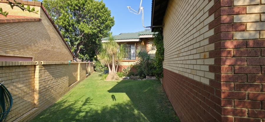 3 Bedroom Property for Sale in Moreleta Park Gauteng