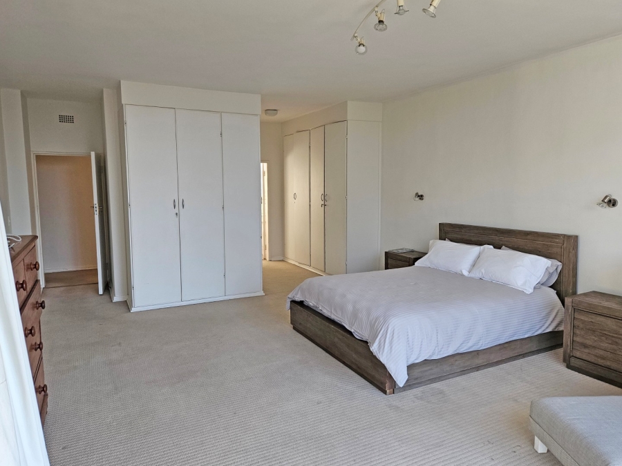 To Let 3 Bedroom Property for Rent in Dunkeld Gauteng