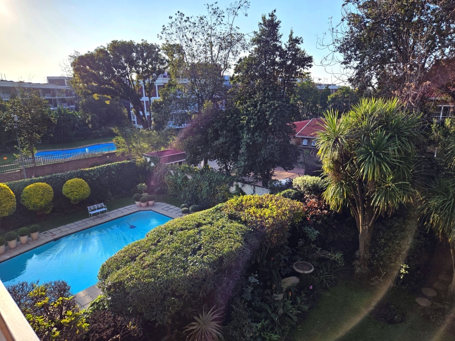 To Let 3 Bedroom Property for Rent in Dunkeld Gauteng