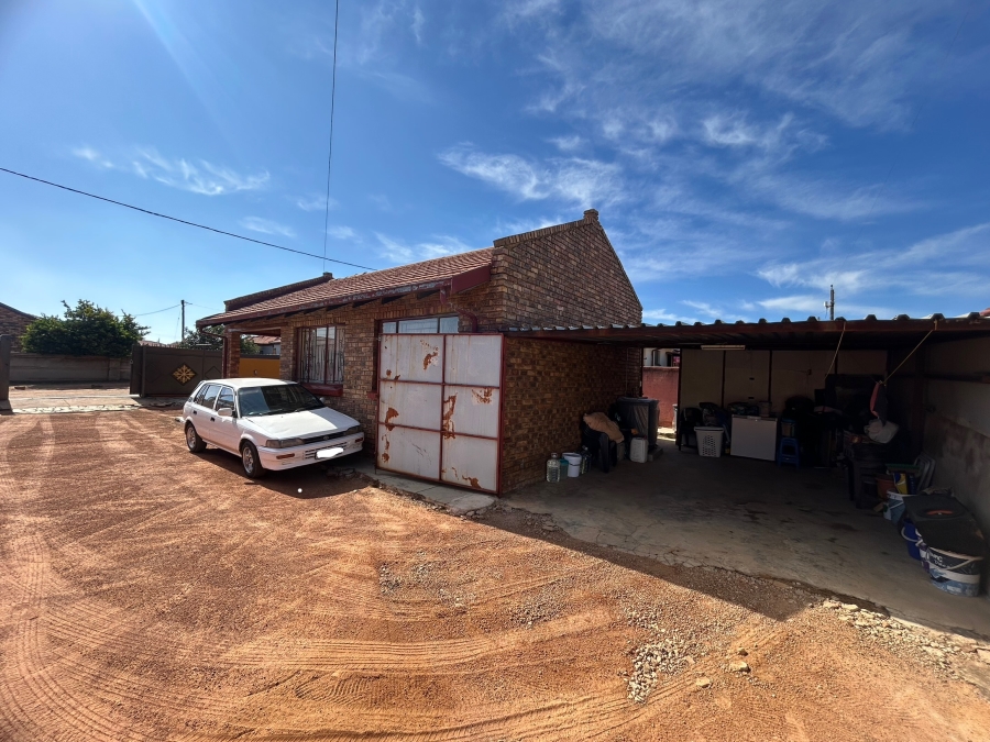3 Bedroom Property for Sale in Soshanguve WW Gauteng