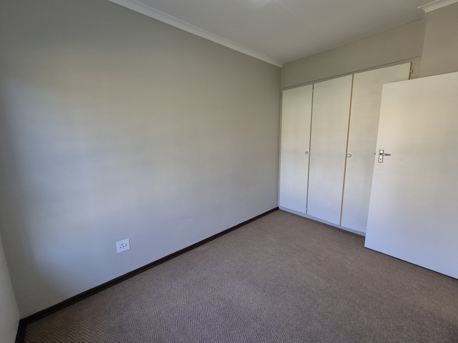 2 Bedroom Property for Sale in Hennopspark Gauteng
