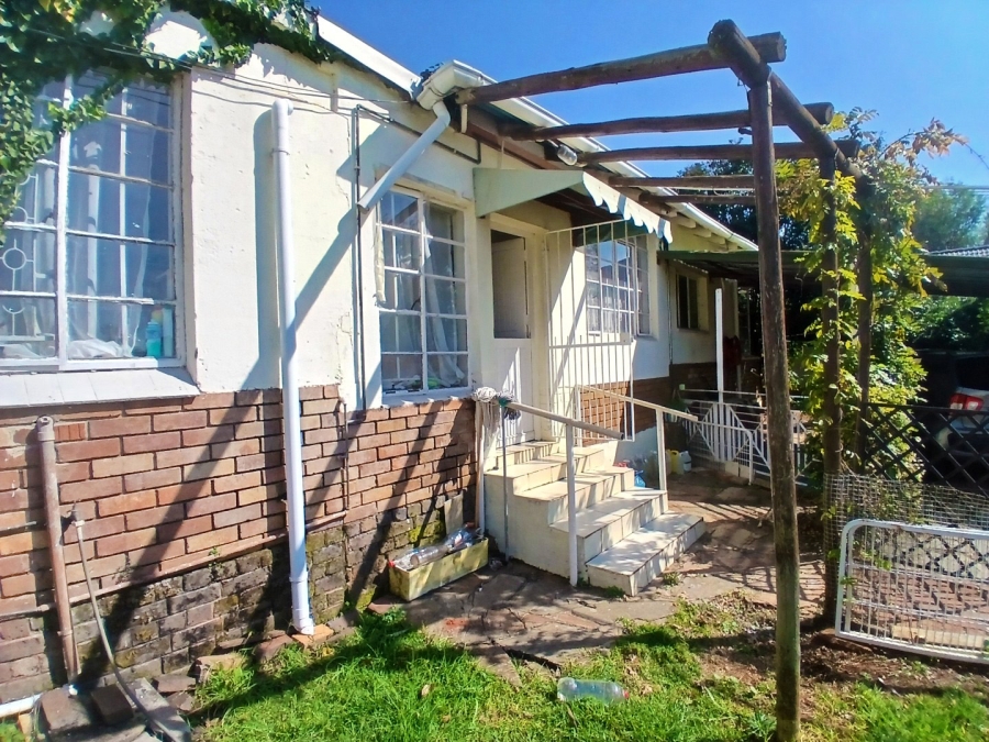 3 Bedroom Property for Sale in Greenside Gauteng